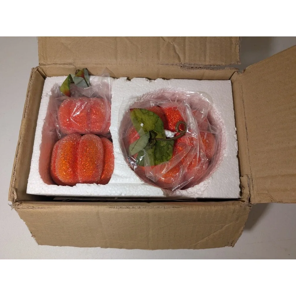 Set of 3 Glitter Foam Pumpkins Fall Thanksgiving Decor w/ Leaves in Original Box